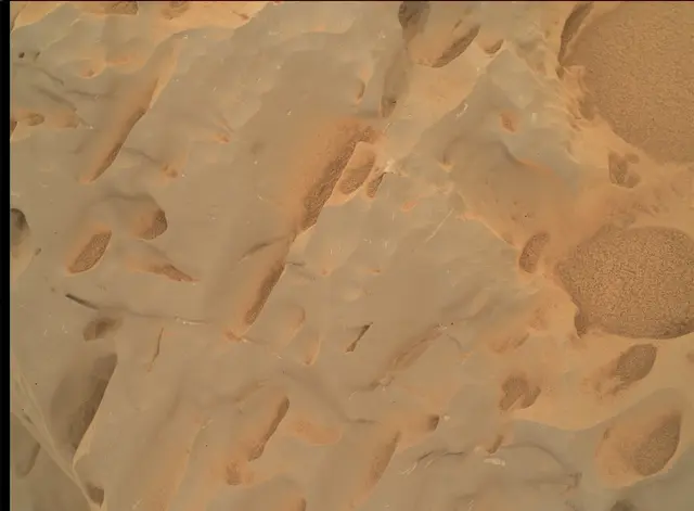 Sol 3725: Mars Hand Lens Imager (MAHLI)