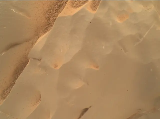 Sol 3725: Mars Hand Lens Imager (MAHLI)
