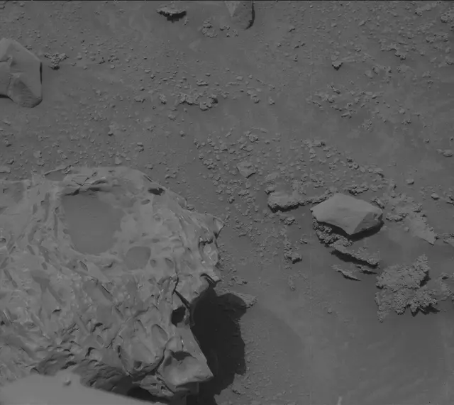 Sol 3727: Mast Camera (Mastcam)