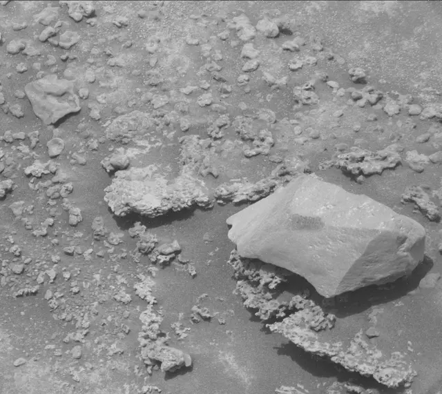 Sol 3727: Mast Camera (Mastcam)