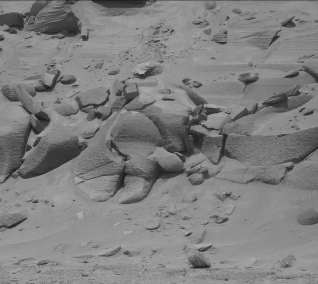 Sol 3727: Mast Camera (Mastcam)