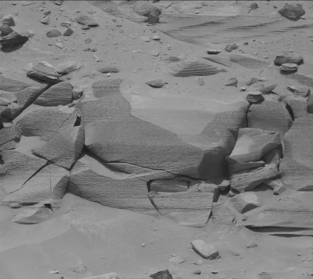 Sol 3727: Mast Camera (Mastcam)