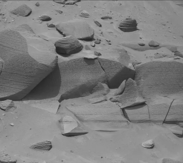 Sol 3727: Mast Camera (Mastcam)