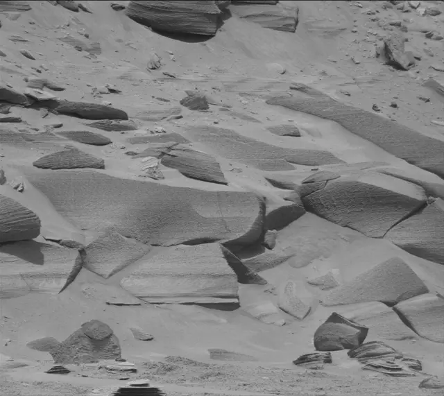 Sol 3727: Mast Camera (Mastcam)