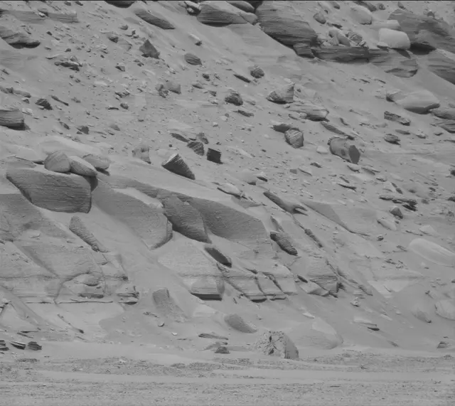 Sol 3727: Mast Camera (Mastcam)