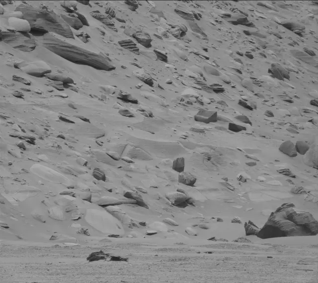 Sol 3727: Mast Camera (Mastcam)