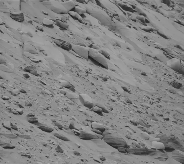 Sol 3727: Mast Camera (Mastcam)