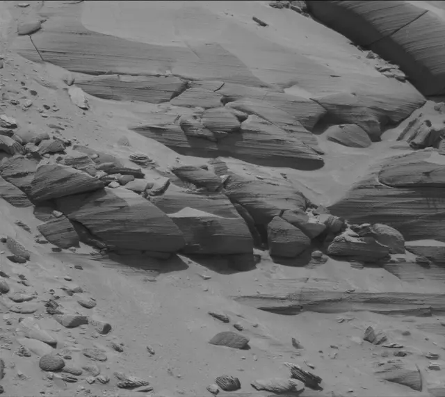 Sol 3727: Mast Camera (Mastcam)