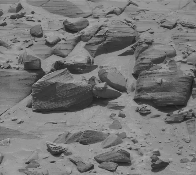 Sol 3727: Mast Camera (Mastcam)