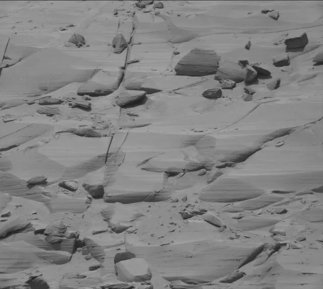 Sol 3727: Mast Camera (Mastcam)