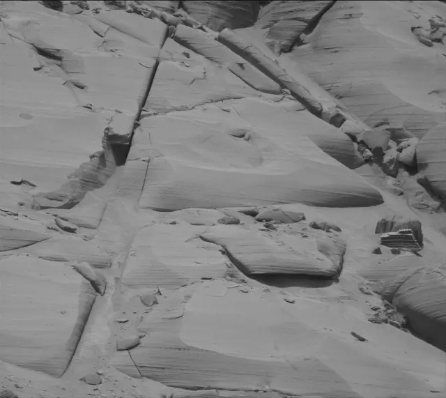 Sol 3727: Mast Camera (Mastcam)