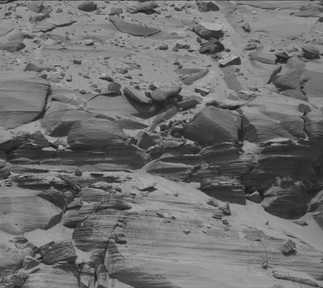 Sol 3727: Mast Camera (Mastcam)