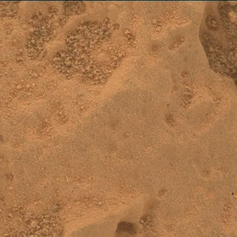 Sol 3728: Mars Hand Lens Imager (MAHLI)