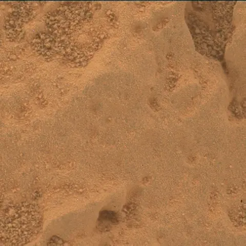 Sol 3728: Mars Hand Lens Imager (MAHLI)