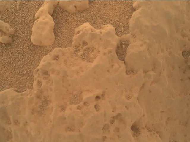 Sol 3728: Mars Hand Lens Imager (MAHLI)
