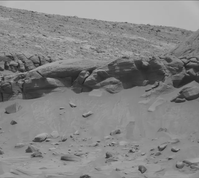 Sol 3730: Mast Camera (Mastcam)