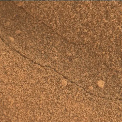 Sol 3730: Mars Hand Lens Imager (MAHLI)