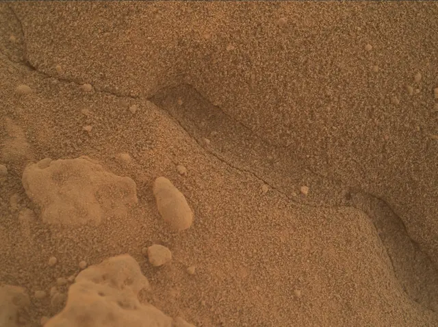 Sol 3730: Mars Hand Lens Imager (MAHLI)