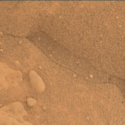 Sol 3730: Mars Hand Lens Imager (MAHLI)