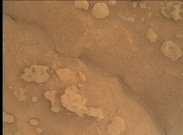 Sol 3730: Mars Hand Lens Imager (MAHLI)