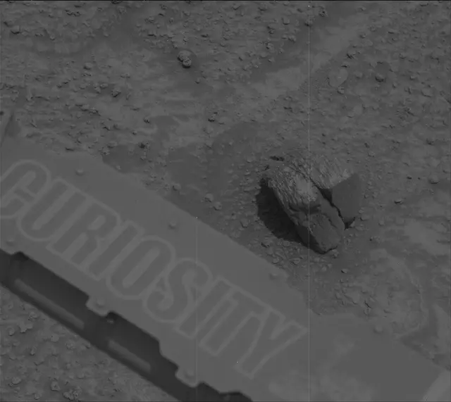 Sol 3732: Mast Camera (Mastcam)