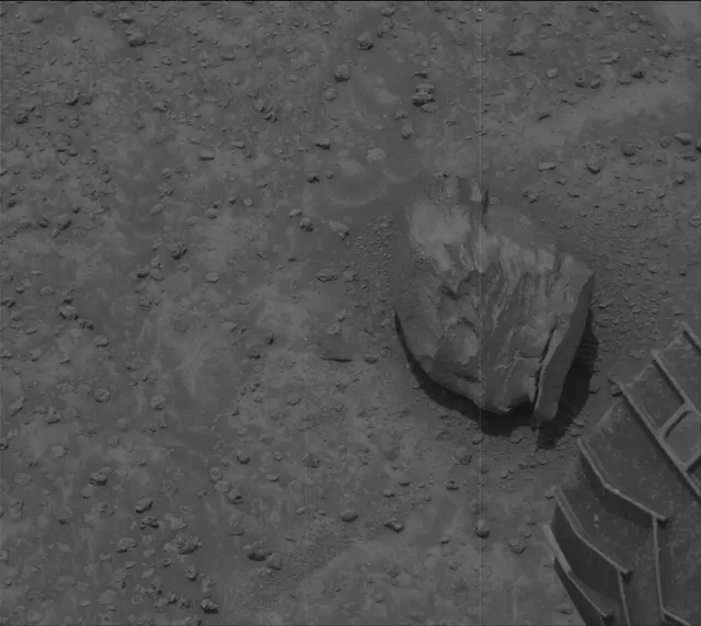 Sol 3732: Mast Camera (Mastcam)