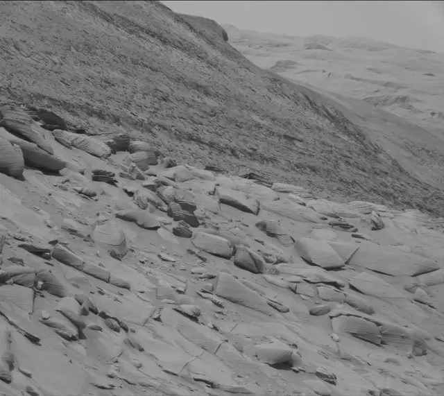 Sol 3732: Mast Camera (Mastcam)