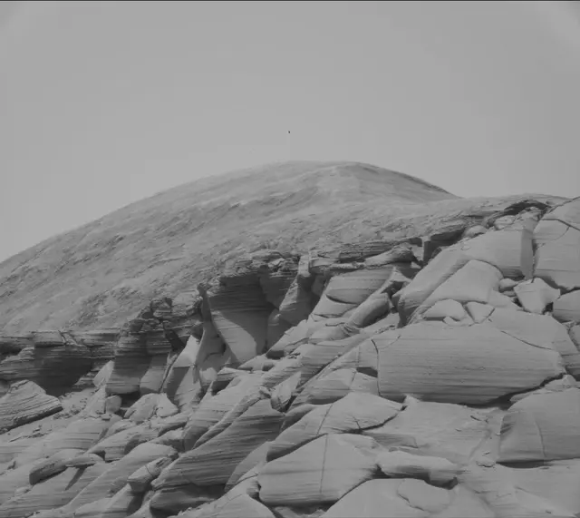 Sol 3732: Mast Camera (Mastcam)