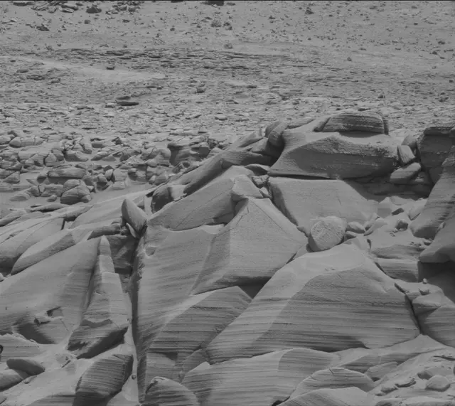 Sol 3732: Mast Camera (Mastcam)