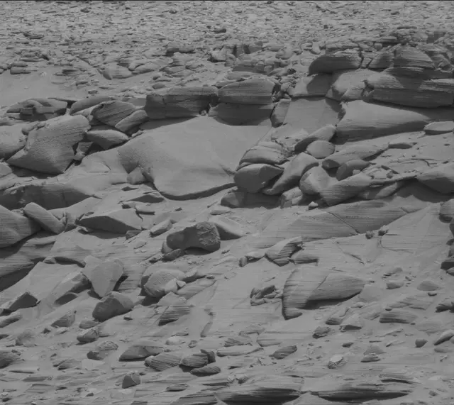 Sol 3732: Mast Camera (Mastcam)
