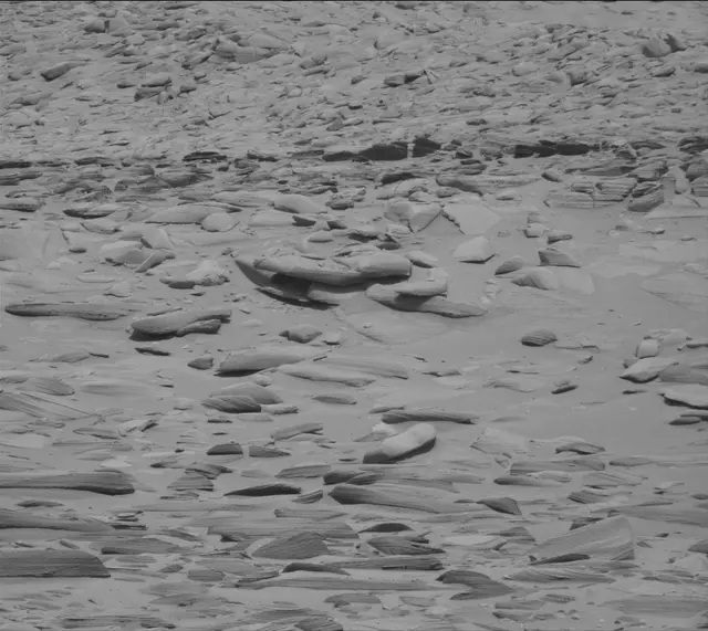 Sol 3732: Mast Camera (Mastcam)