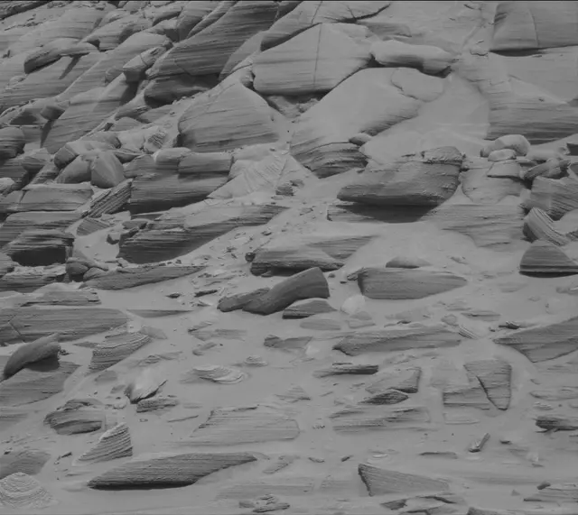 Sol 3732: Mast Camera (Mastcam)