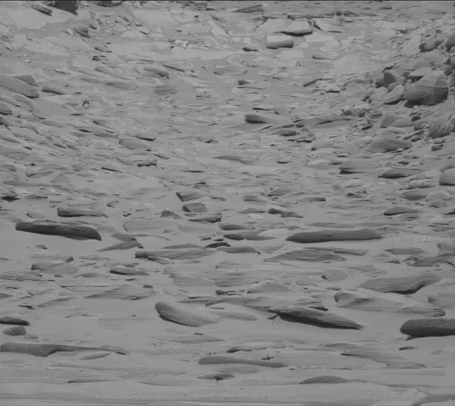 Sol 3732: Mast Camera (Mastcam)