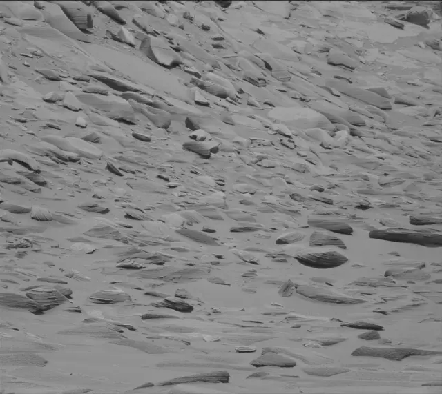 Sol 3732: Mast Camera (Mastcam)