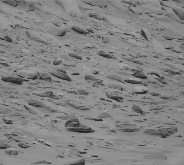 Sol 3732: Mast Camera (Mastcam)