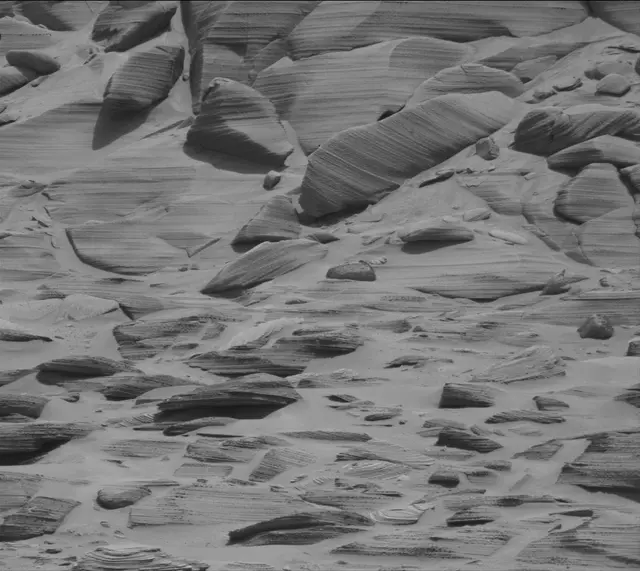 Sol 3732: Mast Camera (Mastcam)