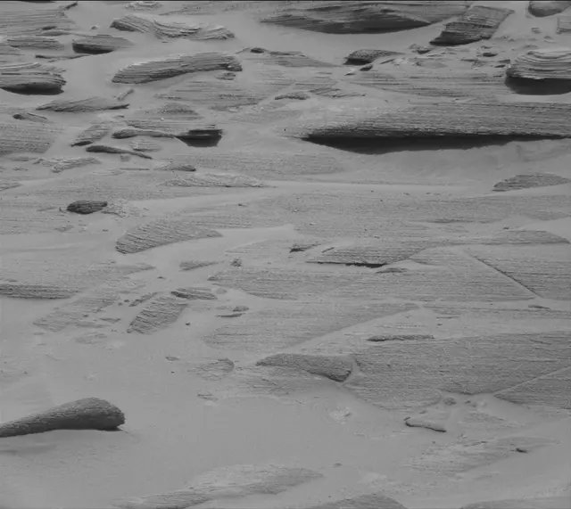 Sol 3732: Mast Camera (Mastcam)