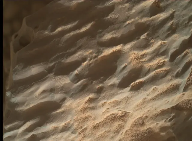 Sol 3732: Mars Hand Lens Imager (MAHLI)