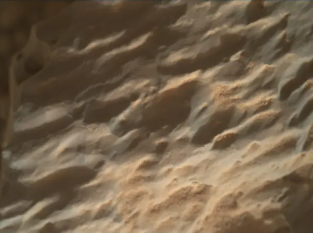 Sol 3732: Mars Hand Lens Imager (MAHLI)