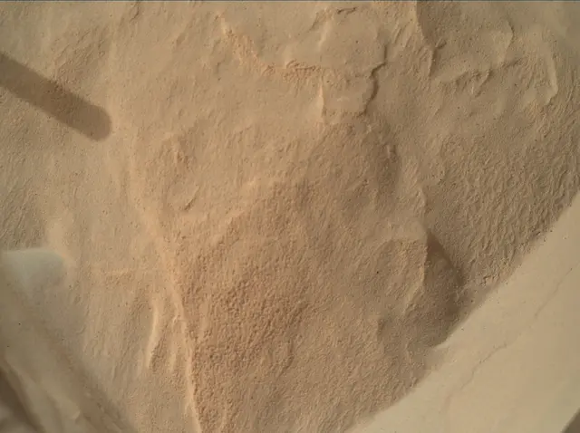 Sol 3732: Mars Hand Lens Imager (MAHLI)