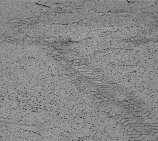 Sol 3733: Mast Camera (Mastcam)
