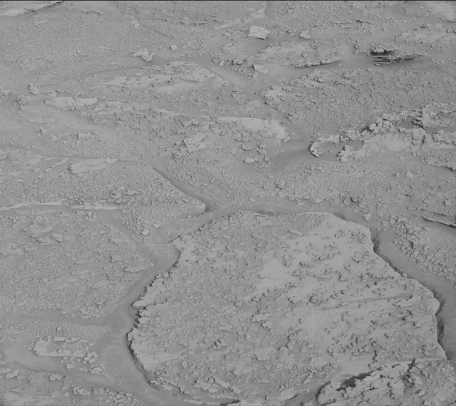 Sol 3733: Mast Camera (Mastcam)