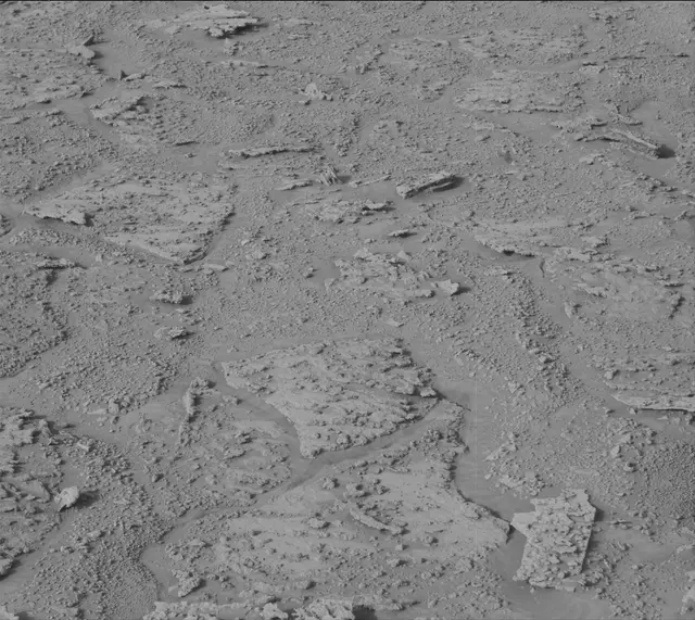 Sol 3733: Mast Camera (Mastcam)