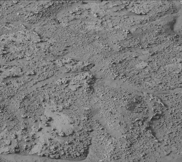 Sol 3733: Mast Camera (Mastcam)