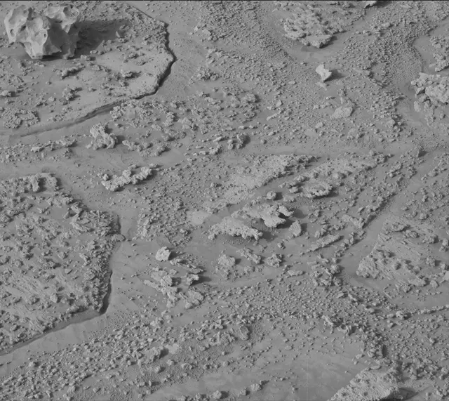 Sol 3733: Mast Camera (Mastcam)
