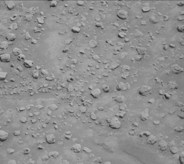 Sol 3733: Mast Camera (Mastcam)