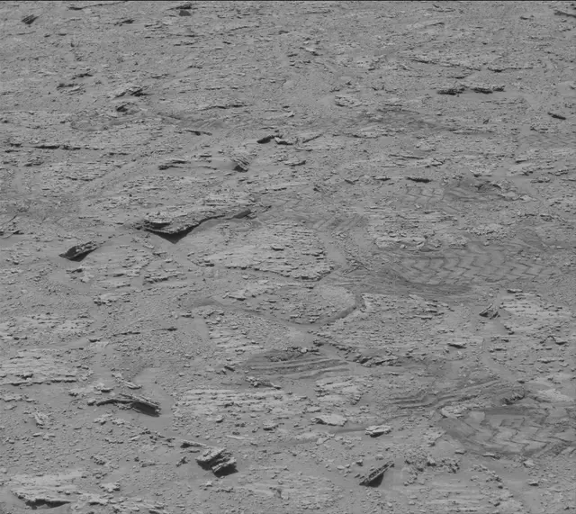Sol 3735: Mast Camera (Mastcam)
