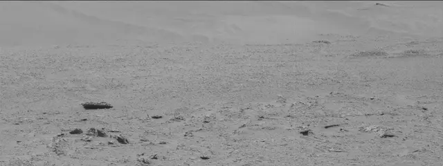 Sol 3735: Mast Camera (Mastcam)