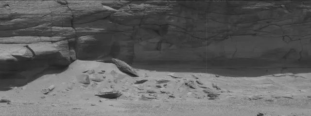 Sol 3735: Mast Camera (Mastcam)