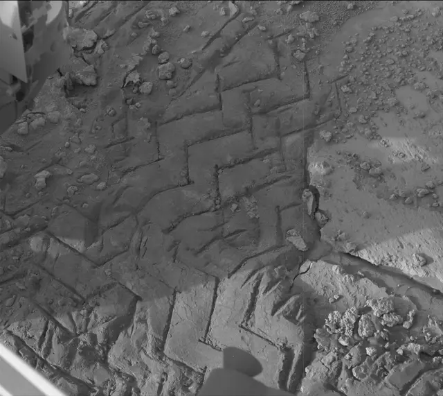 Sol 3735: Mast Camera (Mastcam)